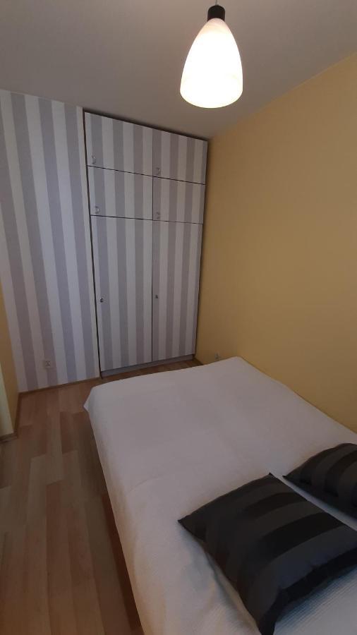 W Samym Centrum Na Grzybowskiej Varsó Kültér fotó